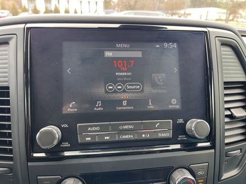 Certified 2024 Nissan Titan SV w/ SV Convenience Package image 10