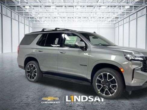 Used 2024 Chevrolet Tahoe RST w/ Sport Performance Package AWD/4WD image 2