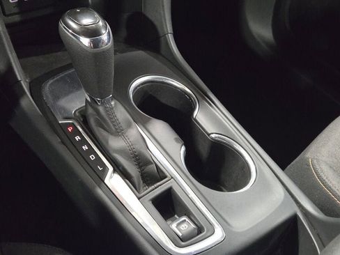 Used 2020 Chevrolet Equinox LT image 30