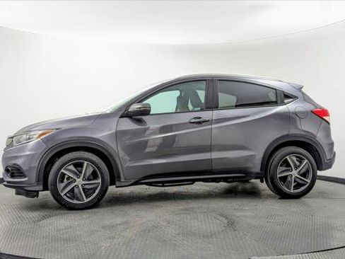 Used 2022 Honda HR-V EX image 2