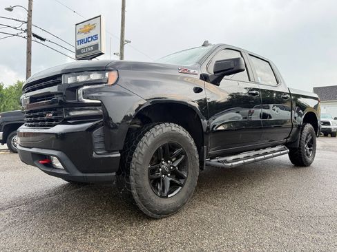 Used 2021 Chevrolet Silverado 1500 LT Trail Boss AWD/4WD image 2