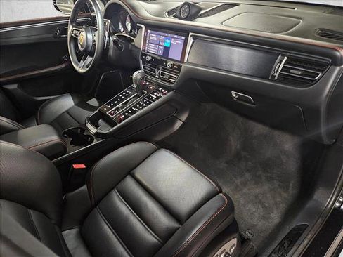 Used 2023 Porsche Macan GTS image 21