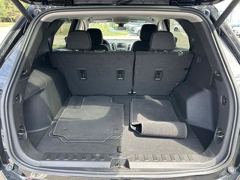 Certified 2023 Chevrolet Equinox LT w/ Driver Convenience Package AWD/4WD image 32