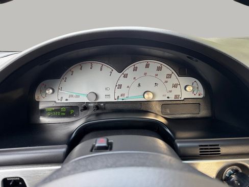 Used 2002 Ford Thunderbird Deluxe RWD image 25