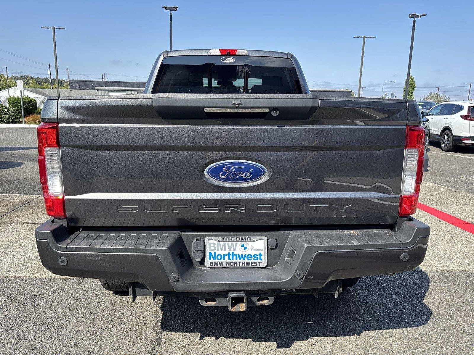 Used 2019 Ford F350 Lariat AWD/4WD image 3