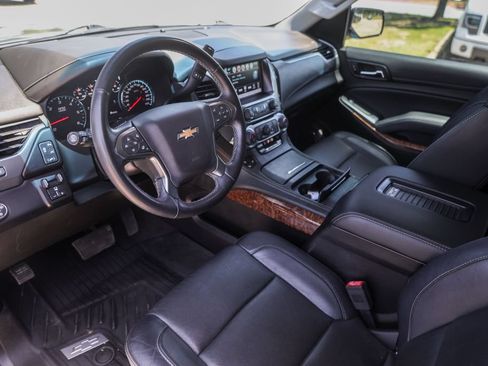 Used 2019 Chevrolet Tahoe Premier RWD image 13
