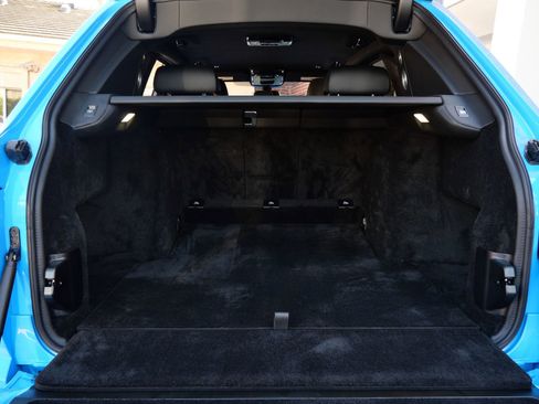 Used 2026 Rolls-Royce Cullinan AWD/4WD image 31