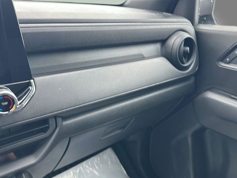 Used 2026 Chevrolet Colorado W/T w/ Advanced Trailering Package image 17