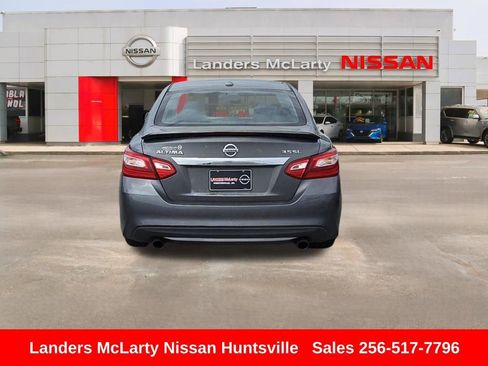 Used 2016 Nissan Altima 3.5 SL FWD image 6