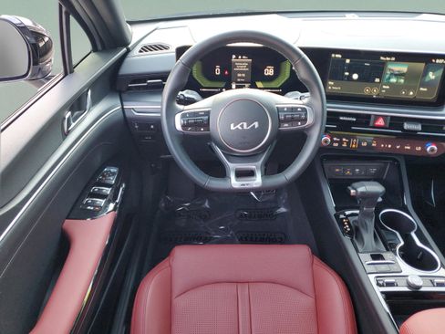 Used 2026 Kia K5 GT-Line image 10