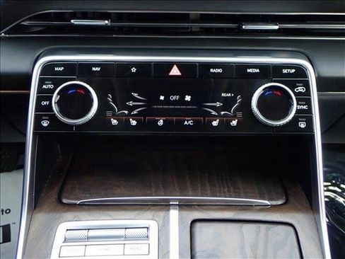 Used 2024 Genesis GV80 3.5T image 21