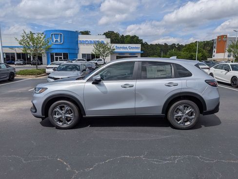 New 2026 Honda HR-V LX image 6