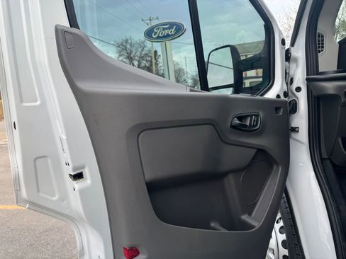 Used 2024 Ford Transit 350 DRW image 18