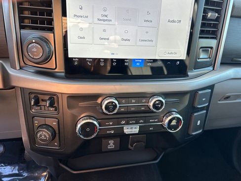 Used 2024 Ford F150 XLT w/ Tow/Haul Package image 31