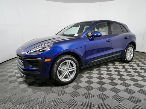 New 2026 Porsche Macan AWD/4WD image 2