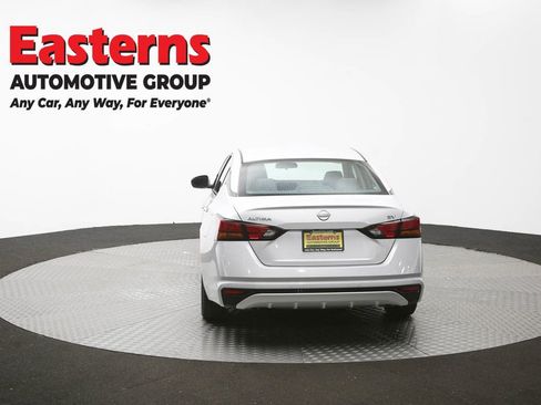 Used 2023 Nissan Altima 2.5 SV FWD image 36