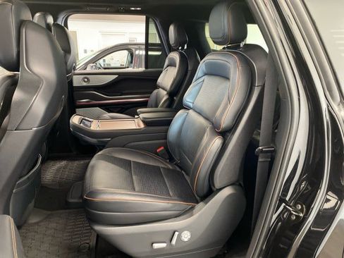Certified 2026 Lincoln Navigator L Black Label AWD/4WD image 12