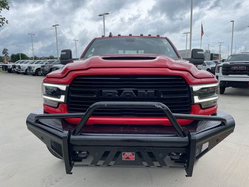 Used 2024 RAM 2500 Laramie w/ Night Edition AWD/4WD image 2