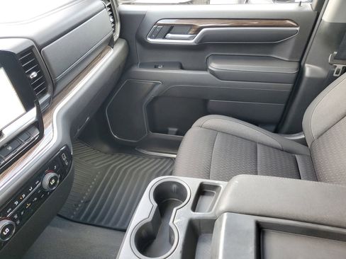 Used 2022 Chevrolet Silverado 1500 RST image 25