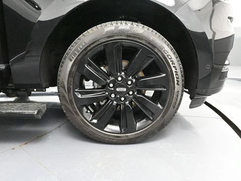 Used 2024 Lincoln Navigator Reserve w/ Equipment Group 201A AWD/4WD image 16