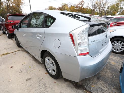 Used 2010 Toyota Prius Five image 6