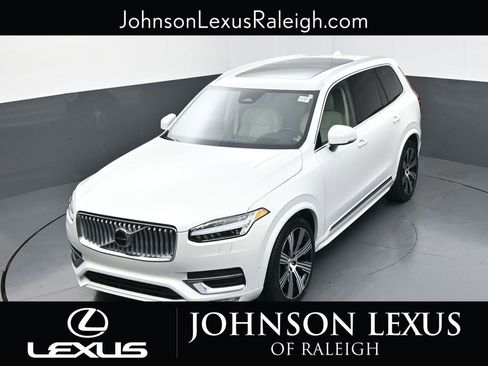 Used 2025 Volvo XC90 B6 Ultra w/ Lounge Package image 24