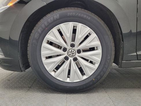 Used 2019 Volkswagen Jetta S w/ Driver Assistance Package FWD image 31