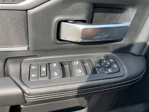 New 2026 RAM 3500 Big Horn AWD/4WD image 9