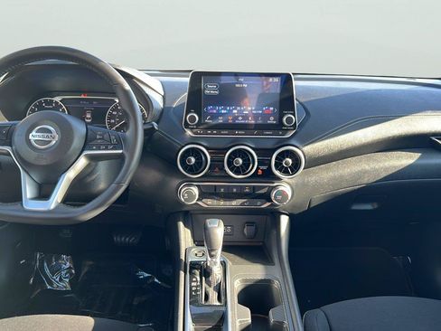 Used 2022 Nissan Sentra SV FWD image 10
