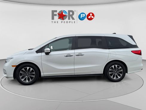 Used 2023 Honda Odyssey EX-L image 2