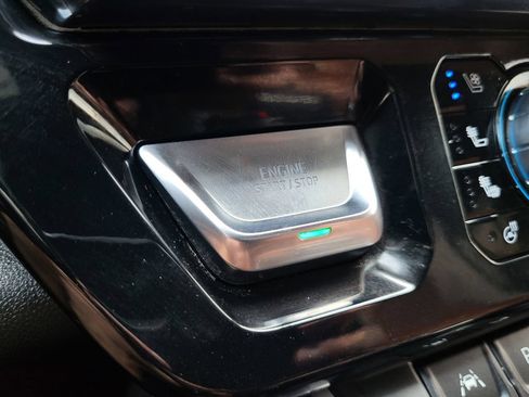 Used 2024 GMC Sierra 1500 Denali Ultimate AWD/4WD image 16