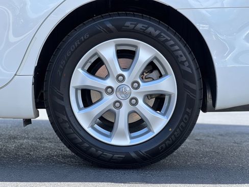 Used 2011 Toyota Camry LE w/ LE Extra-Value Pkg FWD image 33