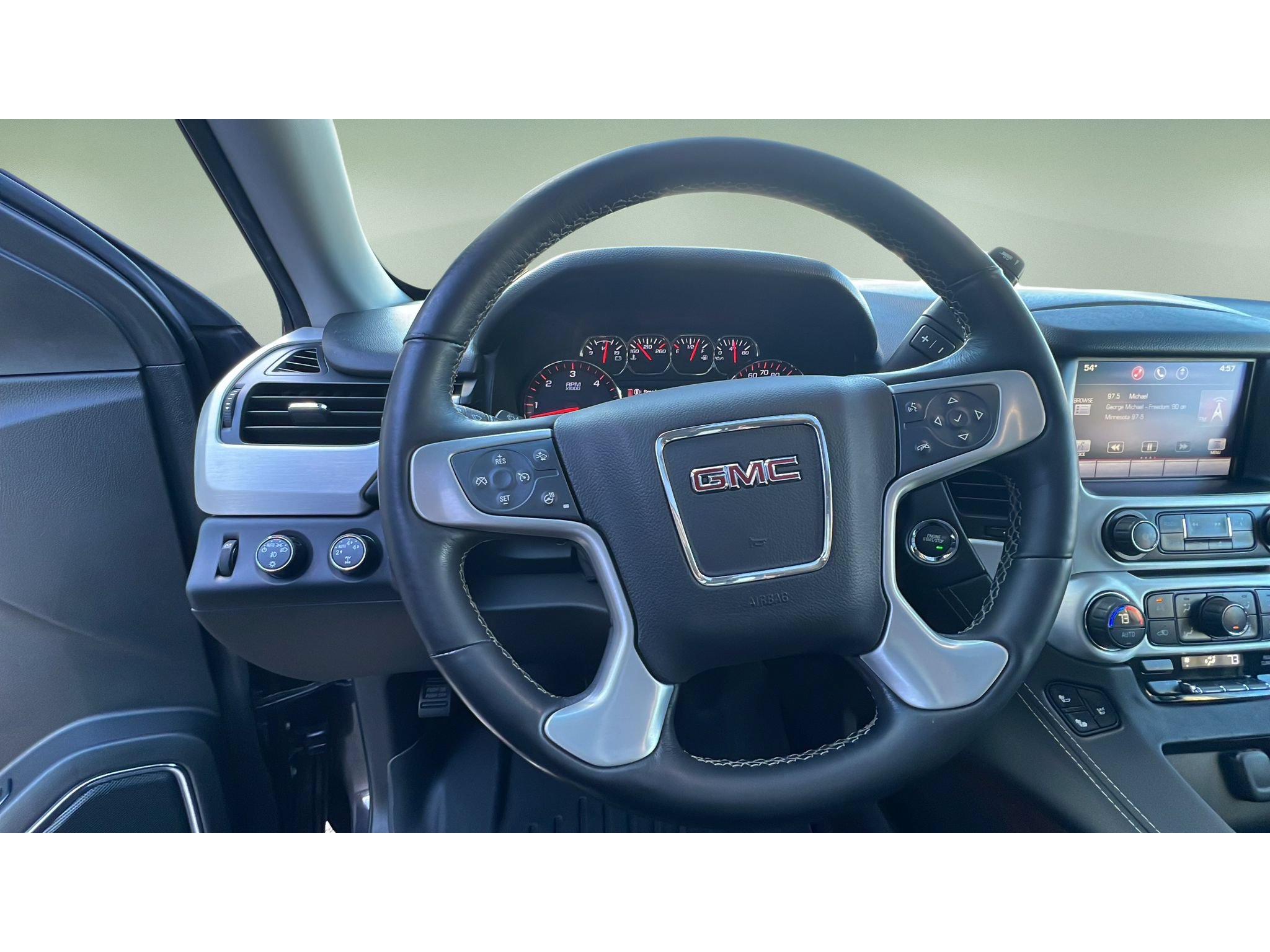 Used 2015 GMC Yukon SLT w/ Open Road Package AWD/4WD image 22