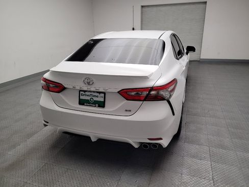 Used 2018 Toyota Camry SE w/ Convenience Package FWD image 7