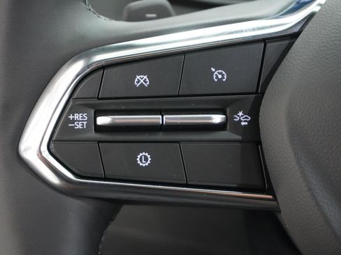 New 2026 Chevrolet Equinox LT w/ Safety and Technology Package image 20