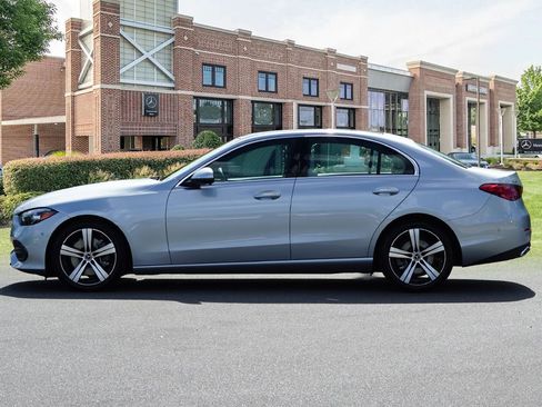 Used 2025 Mercedes-Benz C 300 4MATIC Sedan image 8