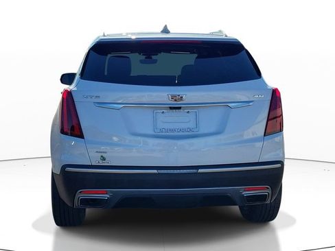Certified 2024 Cadillac XT5 Premium Luxury w/ Technology Package AWD/4WD image 3