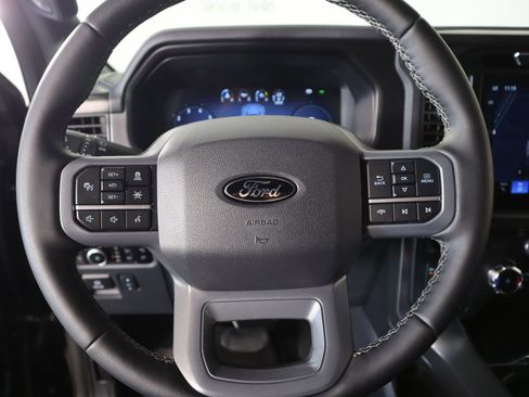 Used 2025 Ford F150 Lariat w/ Equipment Group 502A High image 3