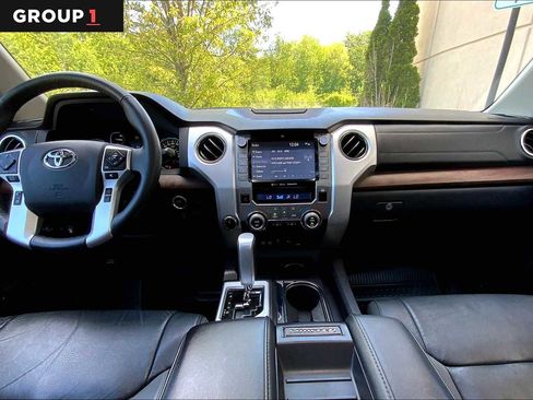 Used 2021 Toyota Tundra Limited w/ Limited Premium Package AWD/4WD image 16