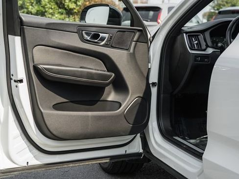 Used 2021 Volvo XC60 T6 R-Design w/ Advanced Package image 37