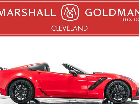 Used 2019 Chevrolet Corvette ZR1 RWD image 1