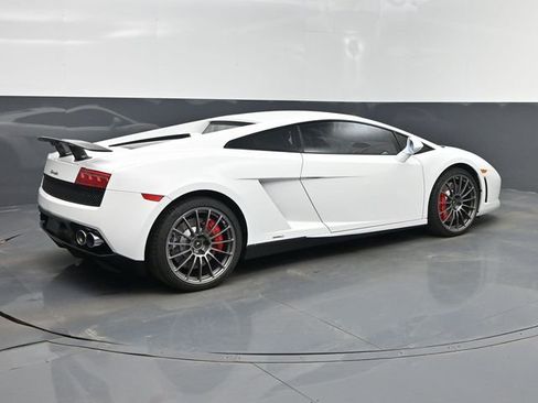 Used 2014 Lamborghini Gallardo LP 550-2 image 3