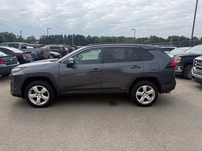 Used 2022 Toyota RAV4 XLE w/ Convenience Package AWD/4WD image 19