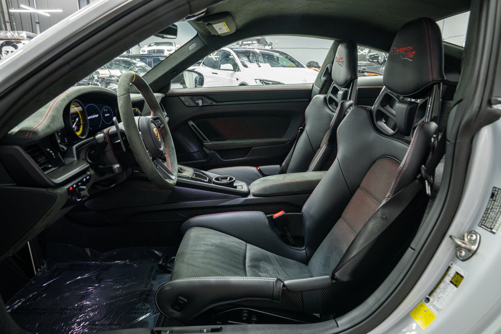 Used 2025 Porsche 911 GT3 RS RWD image 42