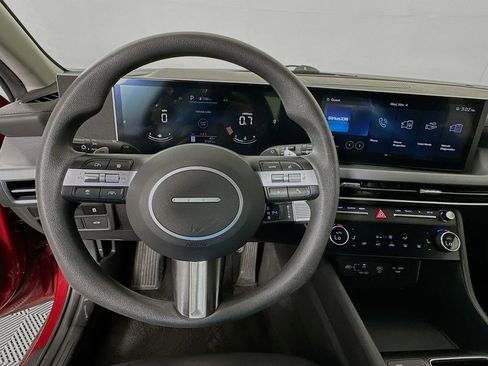 Used 2024 Hyundai Sonata SEL image 11