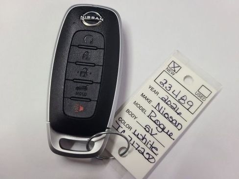 New 2026 Nissan Rogue SV w/ Cold Weather Package image 27