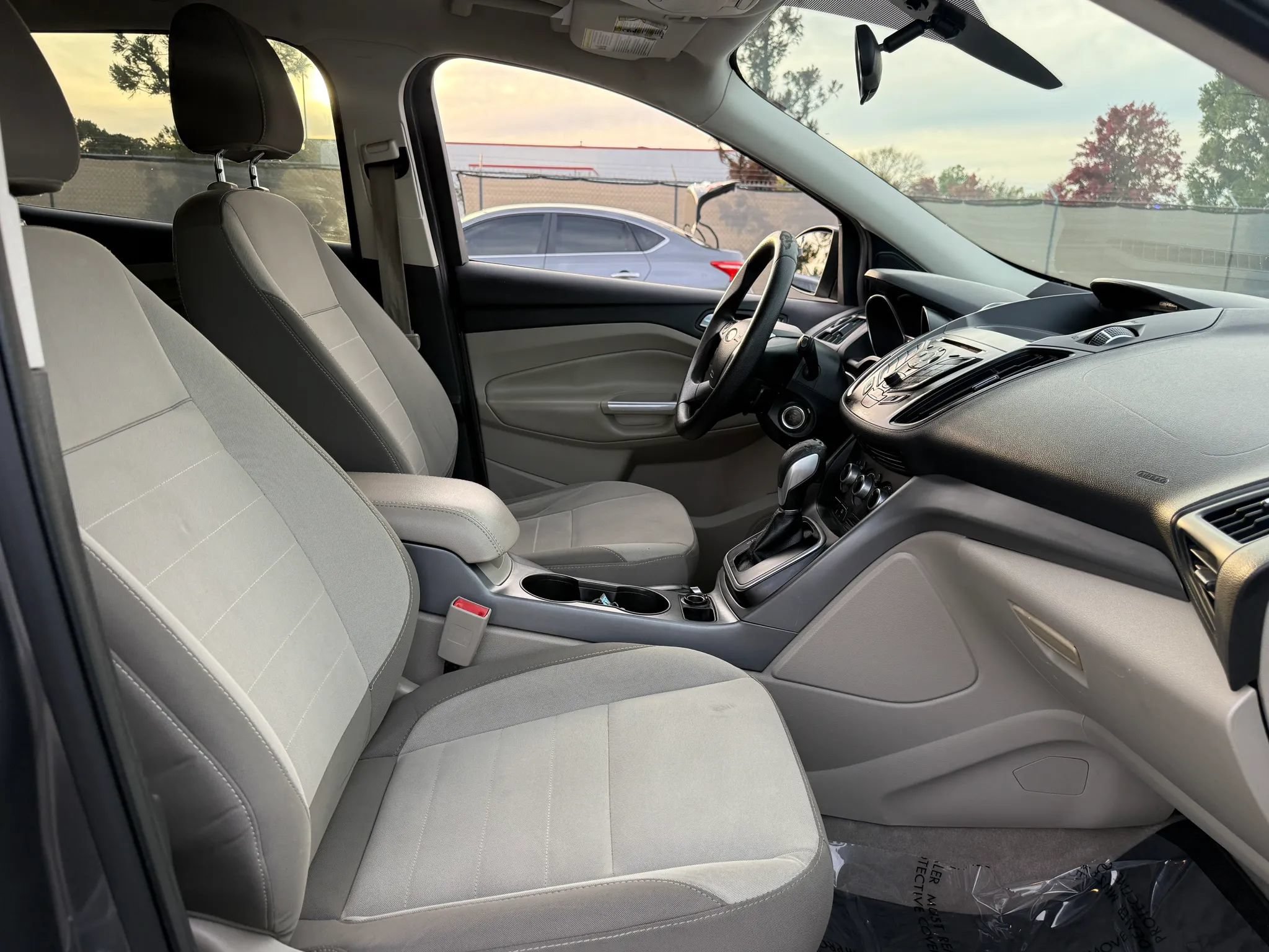 Used 2014 Ford Escape SE FWD image 18