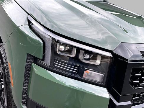 New 2026 Nissan Frontier SV RWD image 13