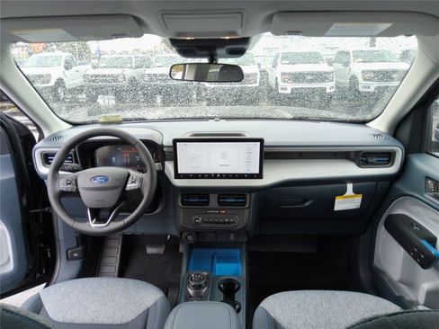 New 2026 Ford Maverick XLT w/ XLT Luxury Package FWD image 30