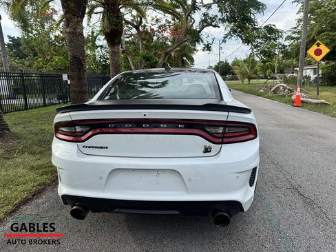 Used 2022 Dodge Charger Scat Pack RWD image 7
